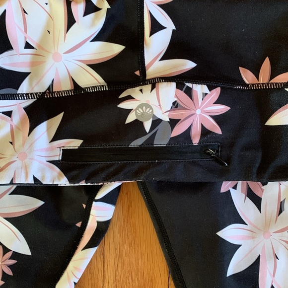 Senita Athletics leggings - Picture 4 of 4